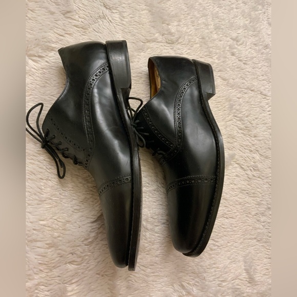 Cole Haan Men\'s Classic Black Oxfords main image 9